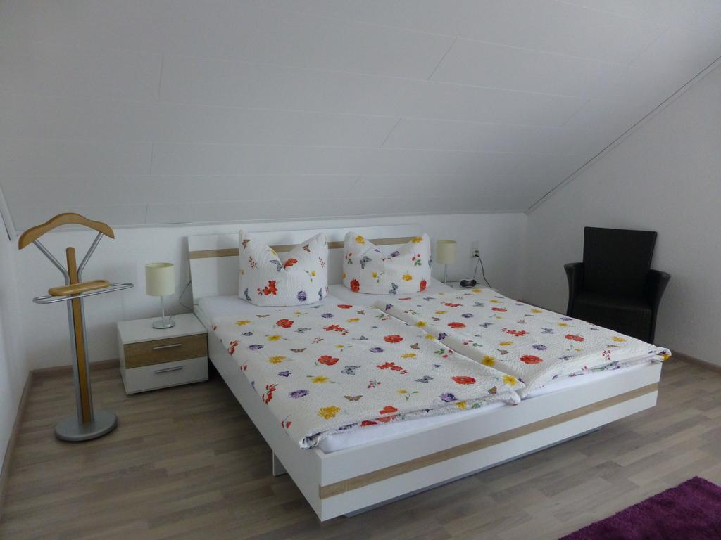 Ferienwohnung Irmgard Und Ferienwohnung Gerlinde 왈드브룬 객실 사진